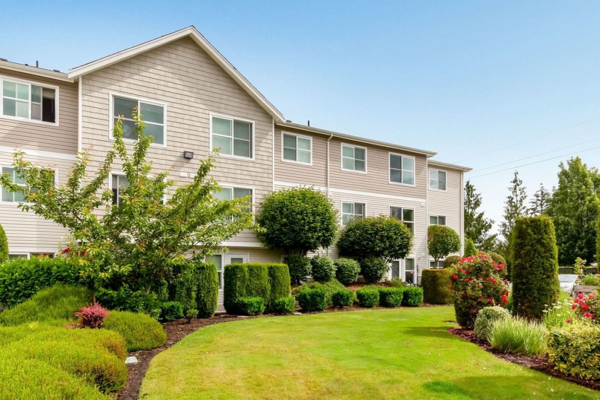 Photos and Video of RAINIER VISTA SENIOR APARTMENTS in PACIFIC, WA